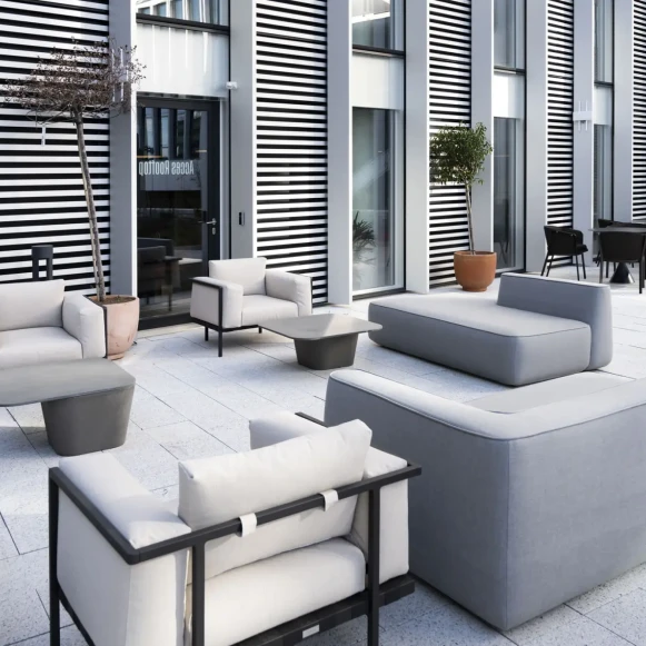 Bureau privé 108 m² 18 postes Location bureau Rue des Cuirassiers Lyon 69003 - photo 1