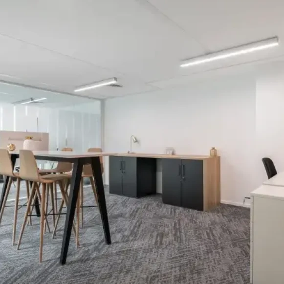 Bureau privé 80 m² 20 postes Coworking Rue Marius Aufan Levallois-Perret 92300 - photo 3