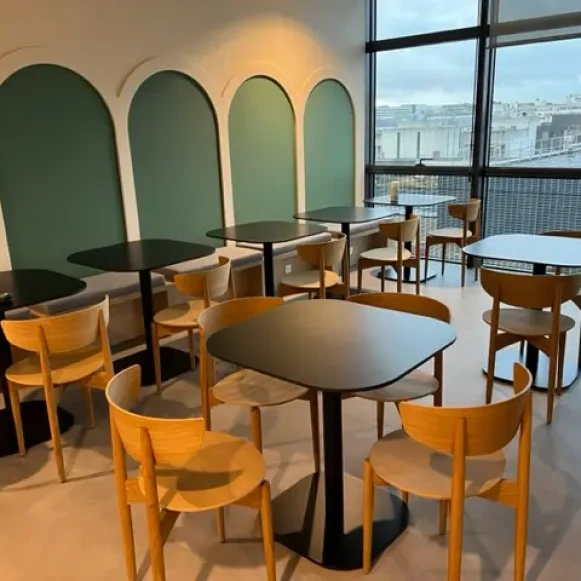 Bureau privé 13 m² 3 postes Coworking Boulevard Romain Rolland Paris 75014 - photo 3