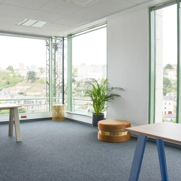 Bureau privé 27 m² 7 postes Coworking Rue Jean Walter Lille 59000 - photo 1