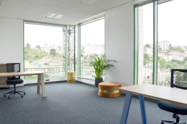 Bureau privé - 59000 - 7 postes - 1831€