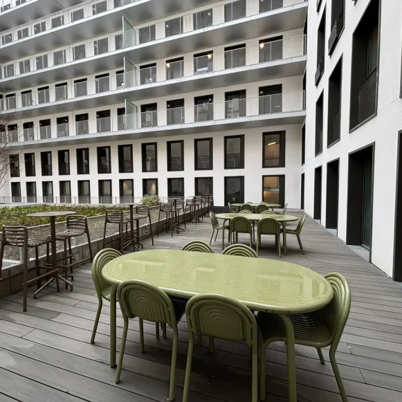Bureau privé 13 m² 3 postes Coworking Square Alban Satragne Paris 75010 - photo 5