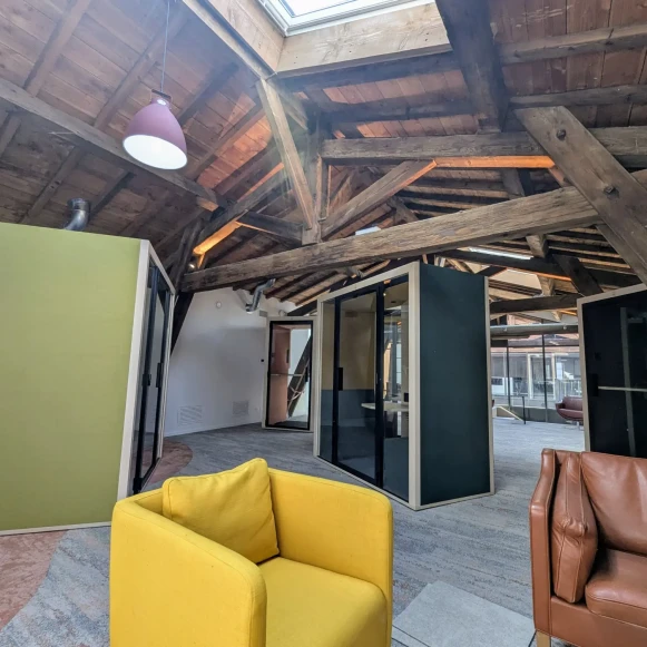 Open Space  4 postes Location bureau Rue Succursale Bordeaux 33000 - photo 3