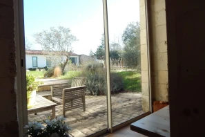 Open Space - 17220 - 8 postes - 185€