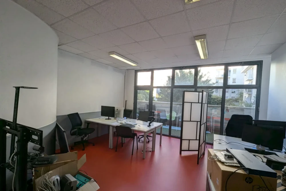 Bureau privé - 75019 - 8 postes - 2600€