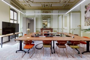 Bureau privé - 13006 - 4 postes - 1636€