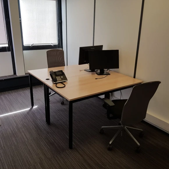 Bureau privé 11 m² 4 postes Location bureau Rue du Chevaleret Paris 75013 - photo 5
