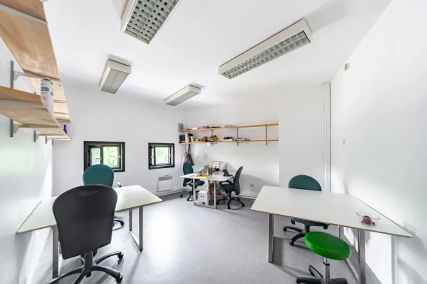 Open Space - 75019 - 6 postes - 241.67€