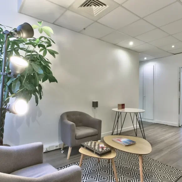 Open Space  8 postes Location bureau Rue Notre Dame des Victoires Paris 75002 - photo 6