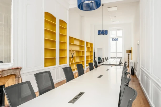 Espace indépendant - 75002 - 60 postes - 42500€