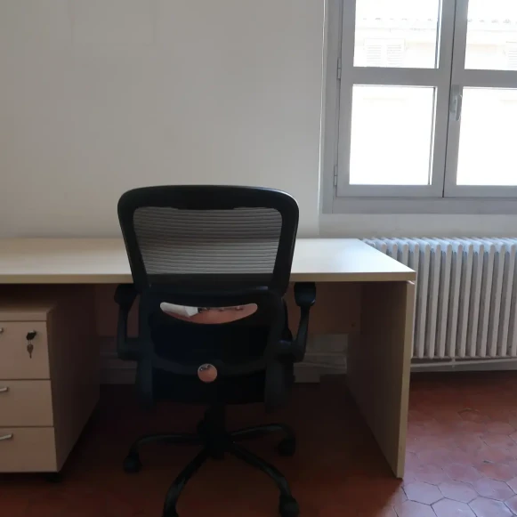 Bureau privé 25 m² 6 postes Location bureau Rue Emeric David Aix-en-Provence 13100 - photo 5