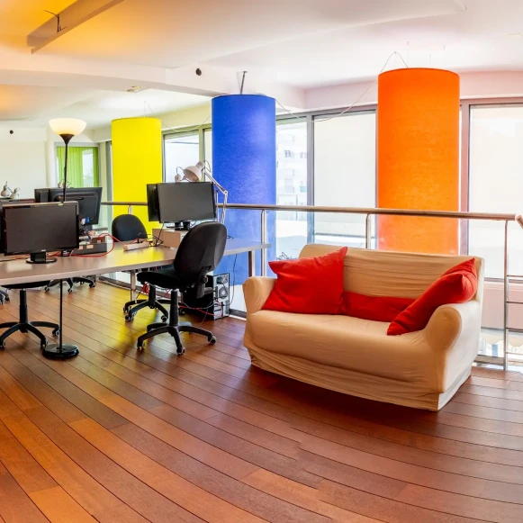 Open Space  1 poste Location bureau Avenue du Neuhof Strasbourg 67100 - photo 1