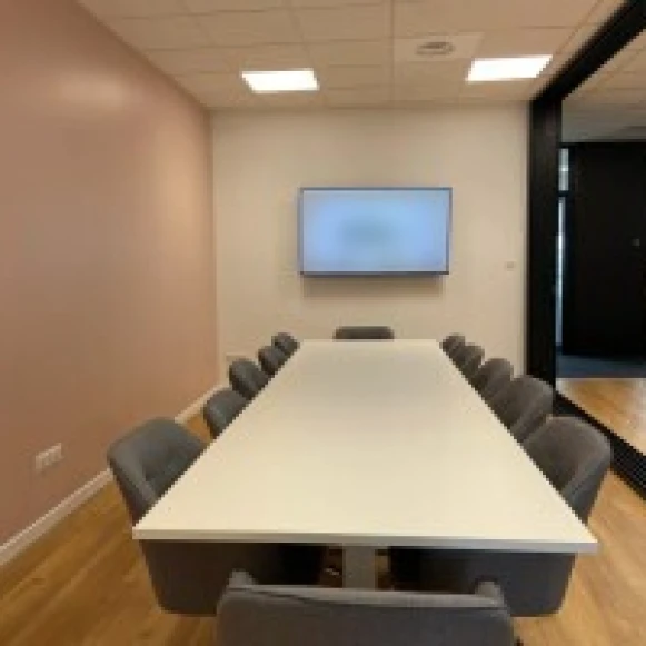Espace indépendant 22 m² 12 postes Coworking Rue Ferdinand Buisson Bègles 33130 - photo 7