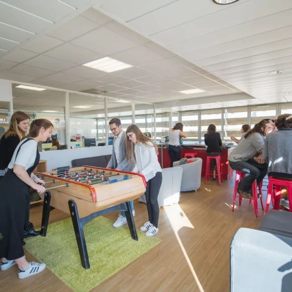 Open Space  12 postes Coworking Rue André Darbon Bordeaux 33300 - photo 7