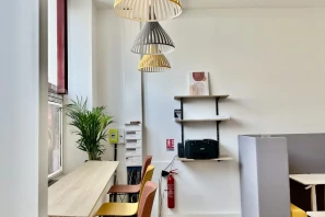 Open Space - 31500 - 18 postes - 239€