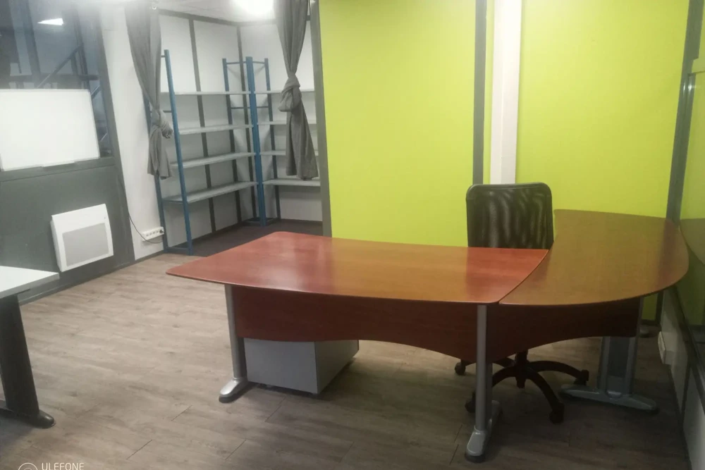 Bureau privé - 59200 - 1 poste - 407€