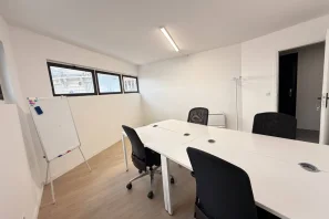 Bureau privé - 75012 - 4 postes - 1210€