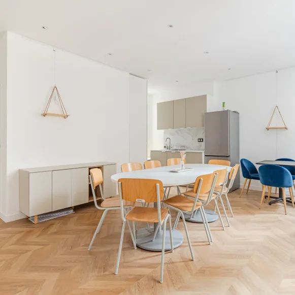 Espace indépendant 125 m² 24 postes Location bureau Rue du Caire Paris 75002 - photo 5