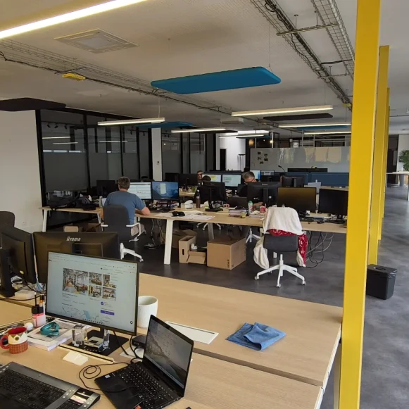 Bureau privé 20 m² 2 postes Coworking Rue Marc Sangnier Bègles 33130 - photo 5