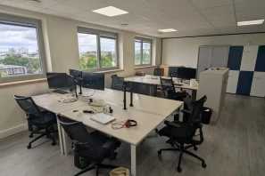 Bureau privé - 94110 - 10 postes - 2400€