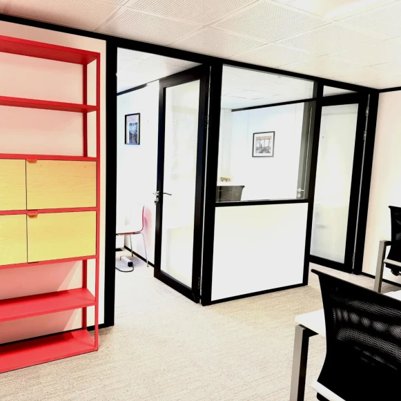 Bureau privé 40 m² 8 postes Location bureau Rue de Rouvray Neuilly-sur-Seine 92200 - photo 7