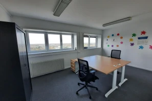 Bureau privé - 44800 - 30 postes - 2400€