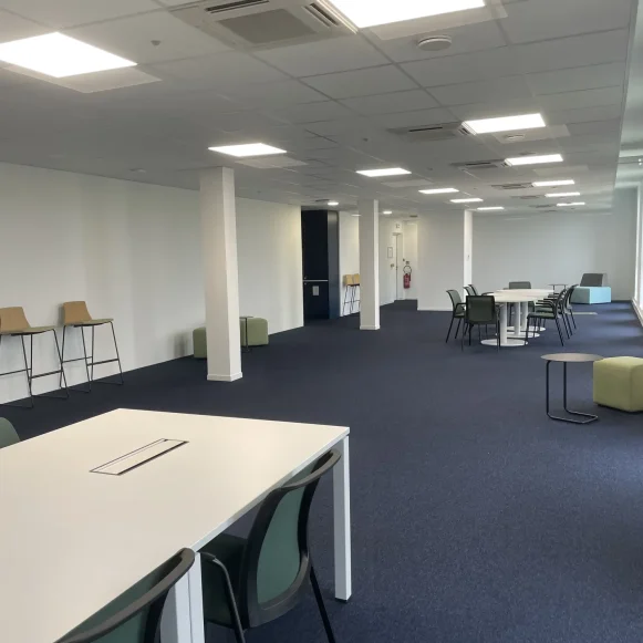 Espace indépendant 150 m² 50 postes Location bureau Rue du Bourg Nouveau Rennes 35000 - photo 4