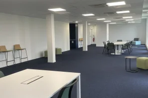 Espace indépendant - 35000 - 50 postes - 10000€