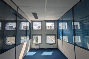 Bureau privé - 92110 - 14 postes - 1960€