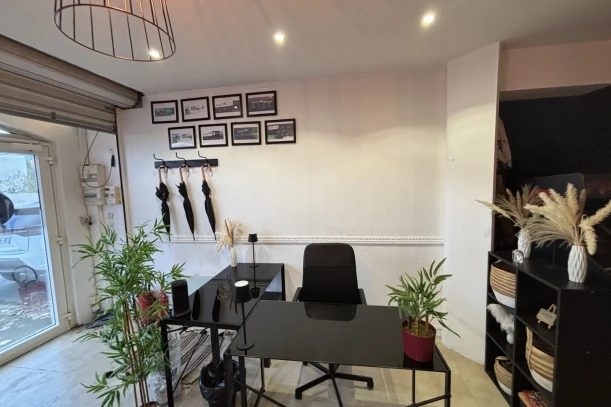 Bureau privé - 33110 - 2 postes - 250€