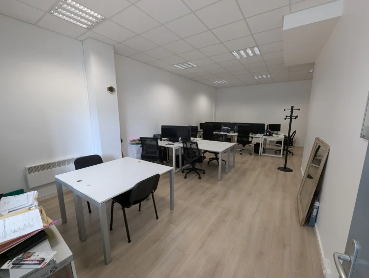 Bureau privé - 75019 - 12 postes - 4900€