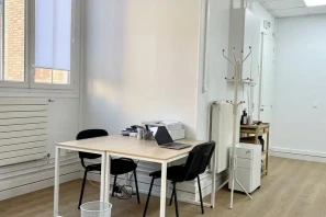Open Space - 75015 - 6 postes - 230€