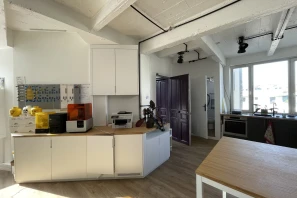 Open Space - 75014 - 6 postes - 260€