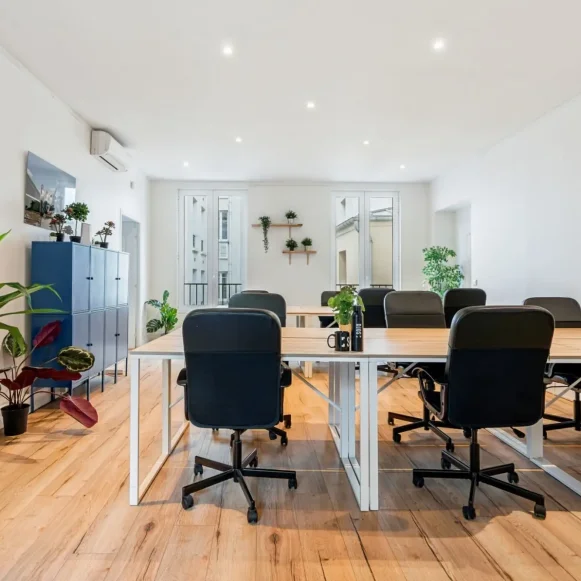Espace indépendant 580 m² 12 postes Location bureau Rue Oberkampf Paris 75011 - photo 1