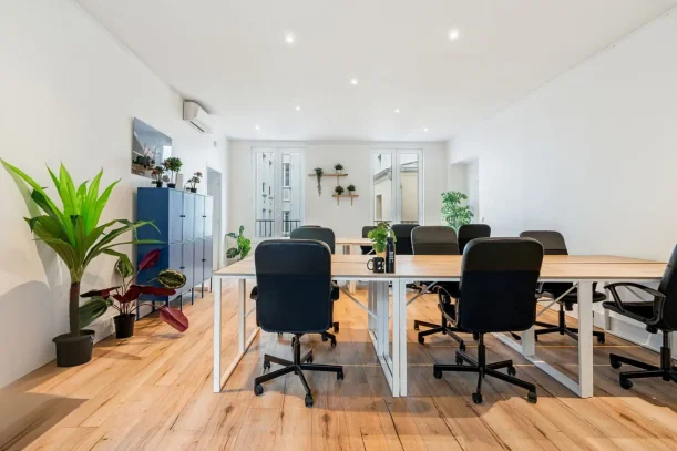 Espace indépendant - 75011 - 12 postes - 5880€