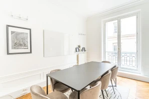 Espace indépendant - 75002 - 20 postes - 13500€