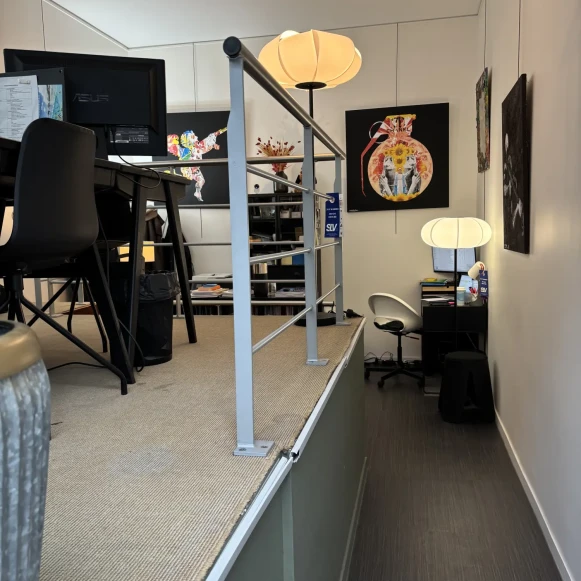 Open Space  2 postes Location bureau Avenue de Wagram Paris 75017 - photo 3