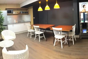 Bureau privé - 75017 - 3 postes - 1100€