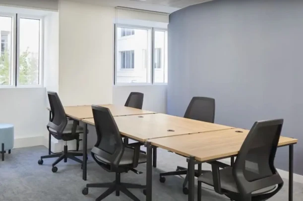 Bureau privé - 75008 - 5 postes - 4350€