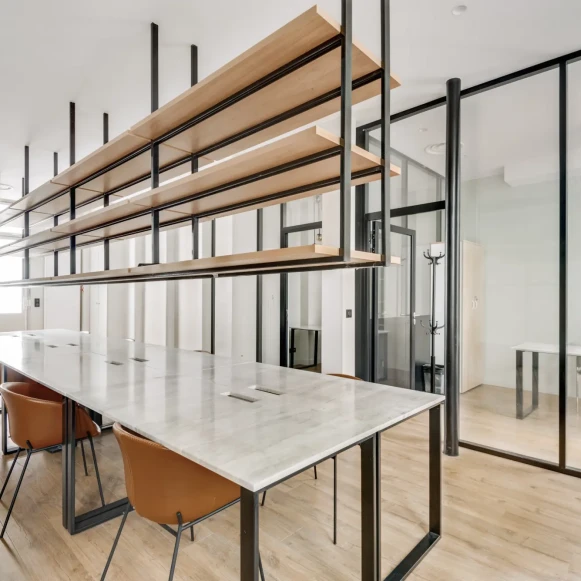 Espace indépendant 91 m² 12 postes Location bureau Rue de Ponthieu Paris 75008 - photo 1