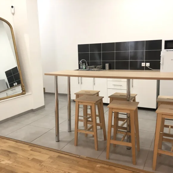 Espace indépendant 127 m² 15 postes Location bureau Rue Louis Dansard Lyon 69007 - photo 4