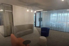 Bureau privé - 75014 - 77 postes - 33803€