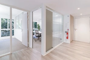 Bureau privé - 06000 - 6 postes - 1890€