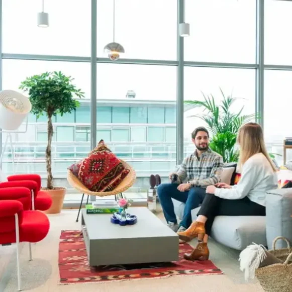 Bureau privé 32 m² 8 postes Location bureau Avenue de France Paris 75013 - photo 1