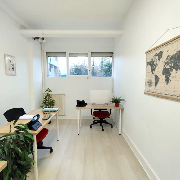 Bureau privé 13 m² 4 postes Location bureau Avenue Jean Moulin Montreuil 93100 - photo 7