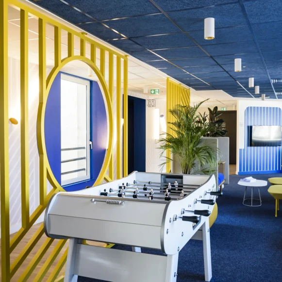 Bureau privé 15 m² 3 postes Coworking Rue Traversière Paris 75012 - photo 5