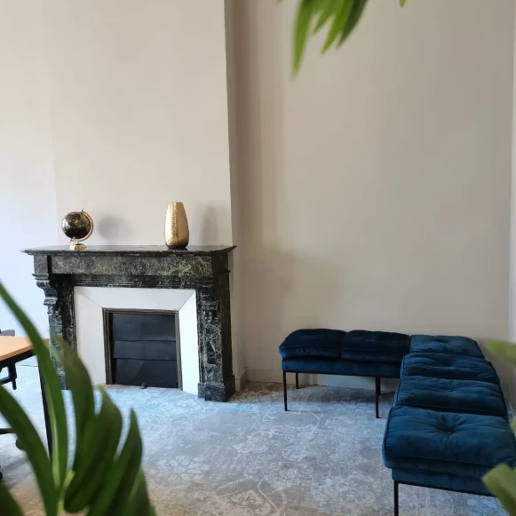 Bureau privé 50 m² 12 postes Coworking Rue Balthazar-Dieudé Marseille 13006 - photo 4