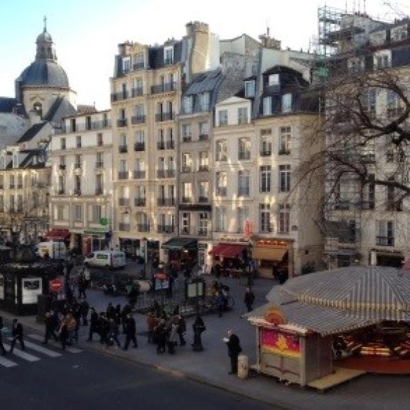 Bureau privé 24 m² 3 postes Coworking Rue Saint-Antoine Paris 75004 - photo 10