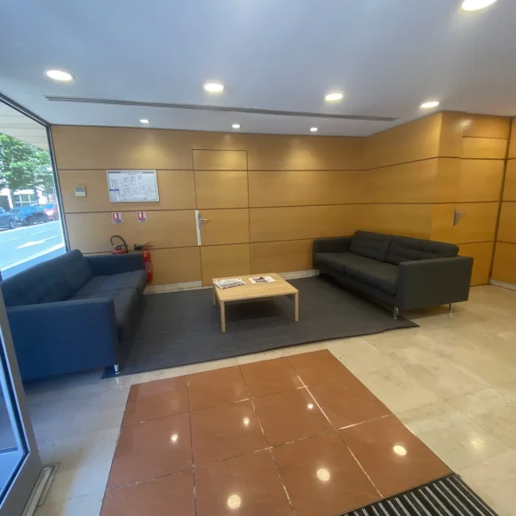 Bureau privé 30 m² 7 postes Location bureau Rue Jules Guesde Levallois-Perret 92300 - photo 7