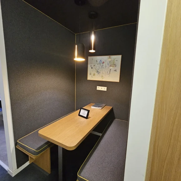 Bureau privé 11 m² 3 postes Location bureau Avenue Franklin Delano Roosevelt Paris 75008 - photo 7